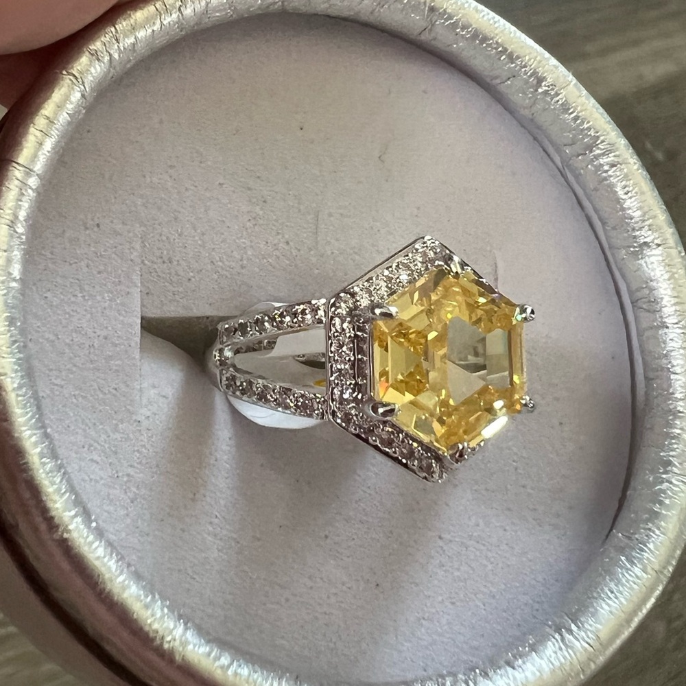 BP lemon diamond cz rhodium ring size 7